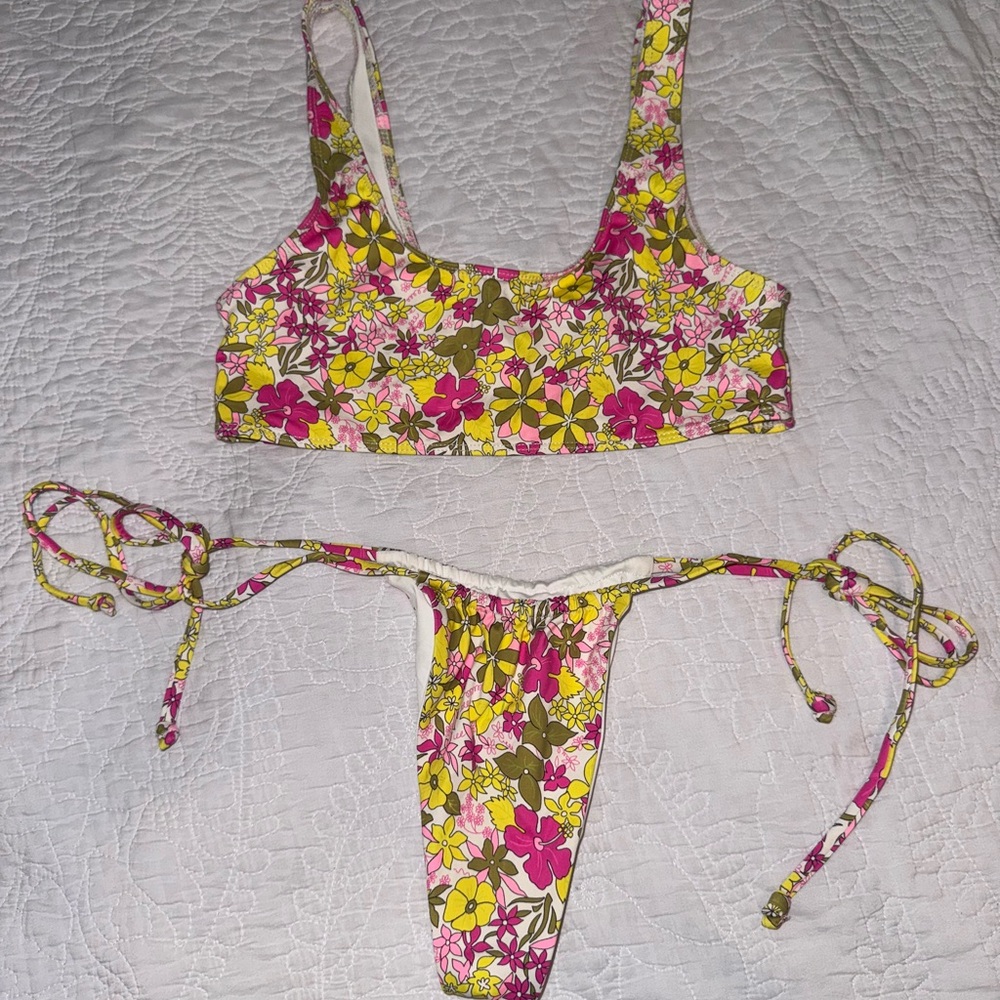 Frankie’s Bikinis Floral Print Set